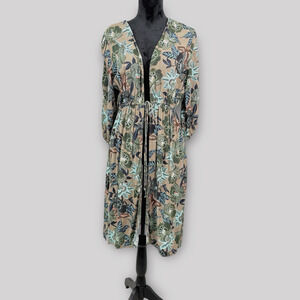 Evereve Mindy Floral Wrap Top Size XS/S Green Longline Swim Cover Up Boho Casual